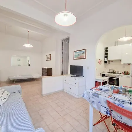 公寓 Centro Storico - 100 Mt Dal Mare