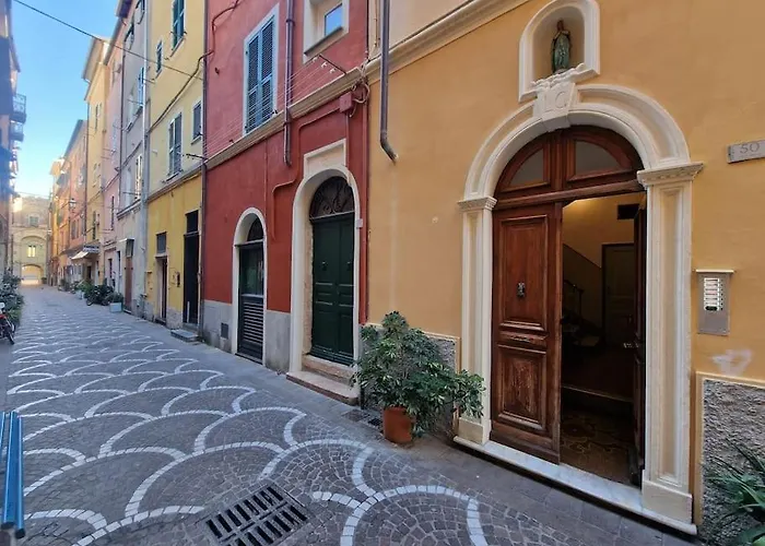 Διαμέρισμα Centro Storico - 100 Mt Dal Mare *